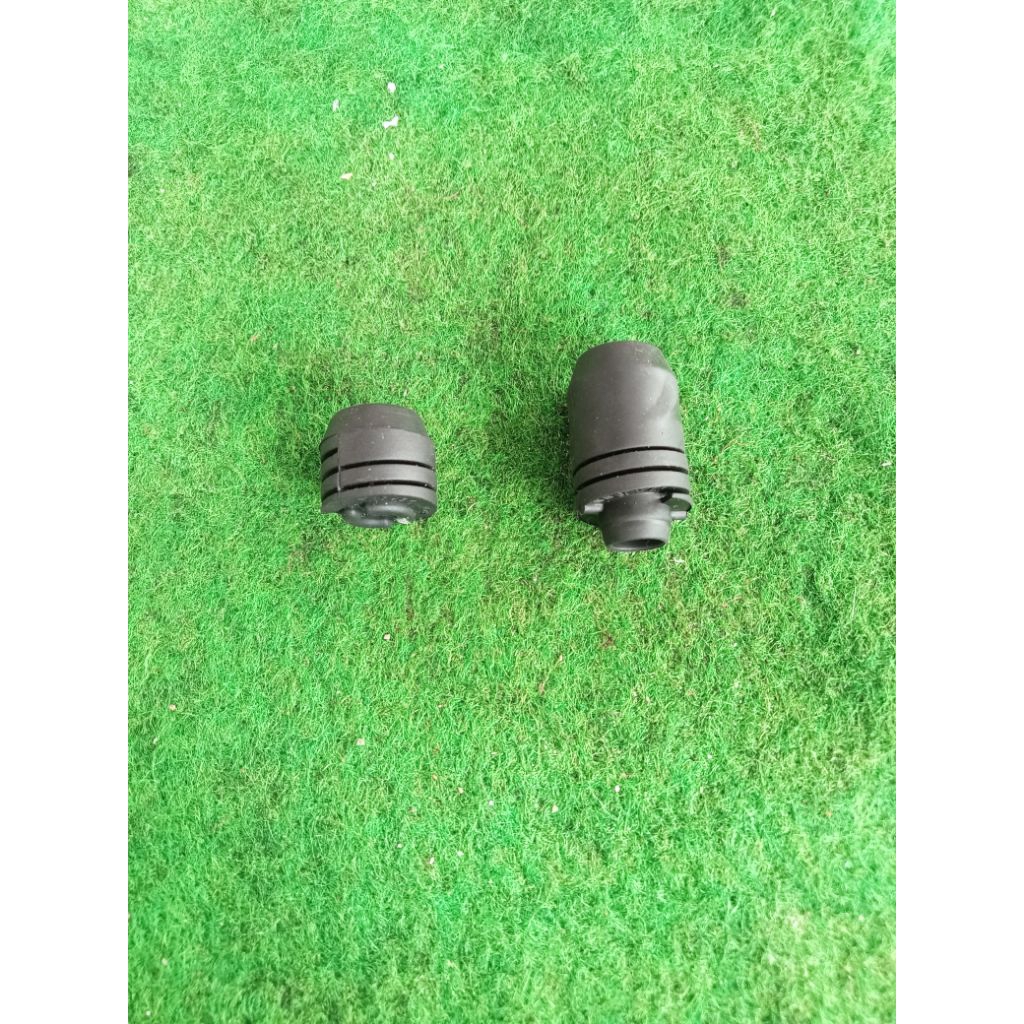 Sepasang ganjalan pintu mobil honda Brio, mobilio, jazz dll (atas bawah)