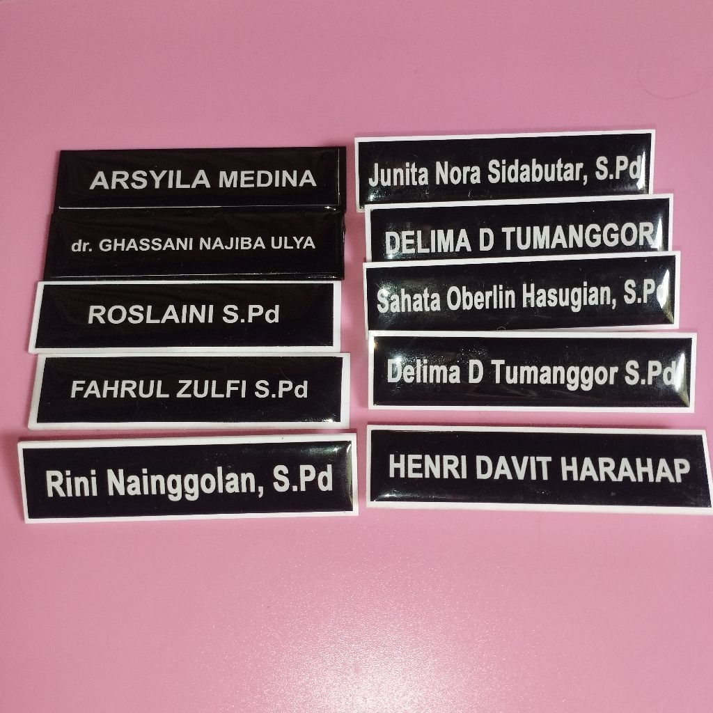 

NAMETAG DADA AKRILIK PAPAN NAMA DADA BEBAS CUSTOM NAMA, LOGO DAN LAINNYA