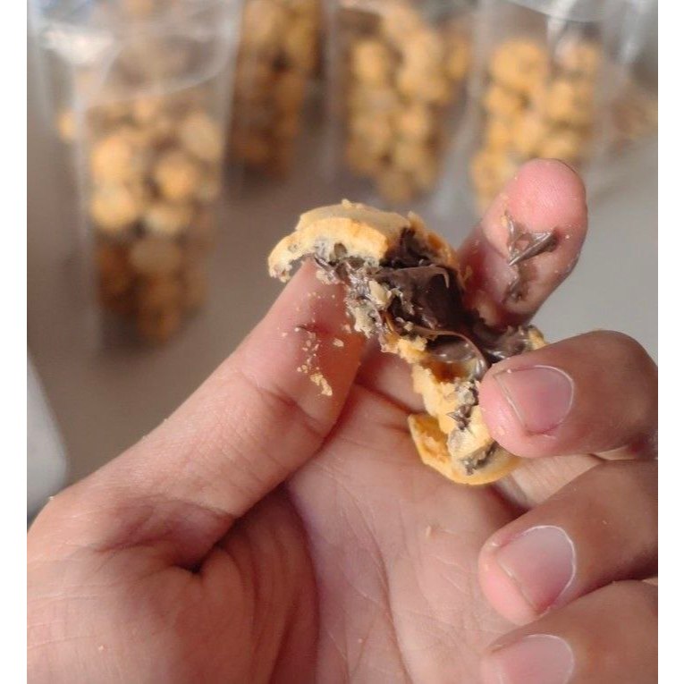 

Soes Coklat Lumer Sus Cokelat meleleh Enak Cemilan Murah Jajan Kiloan Camilan Bimand.Snack