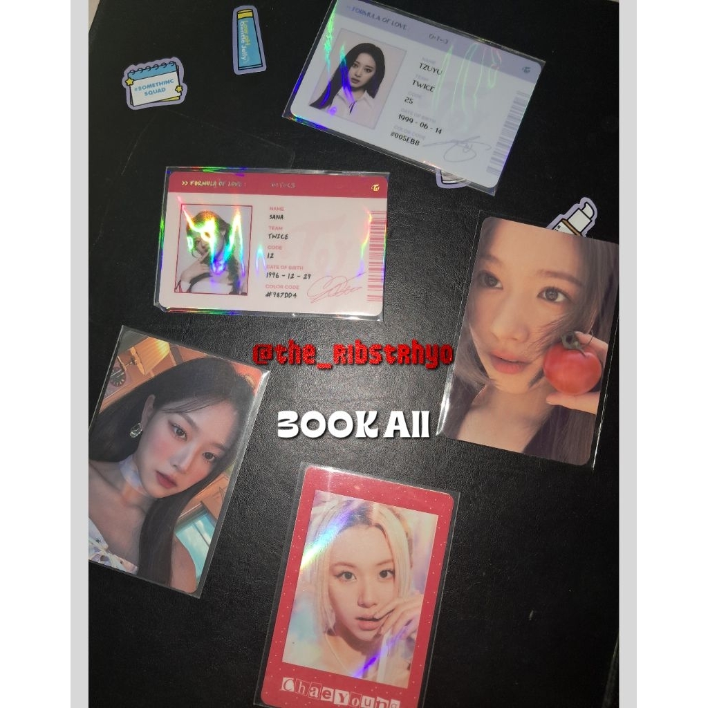TWICE, LOONA PHOTOCARD