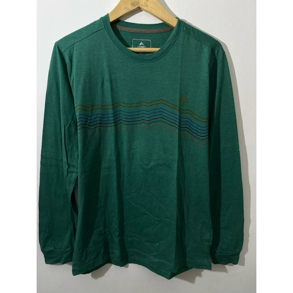 preloved kaos eiger ori like new