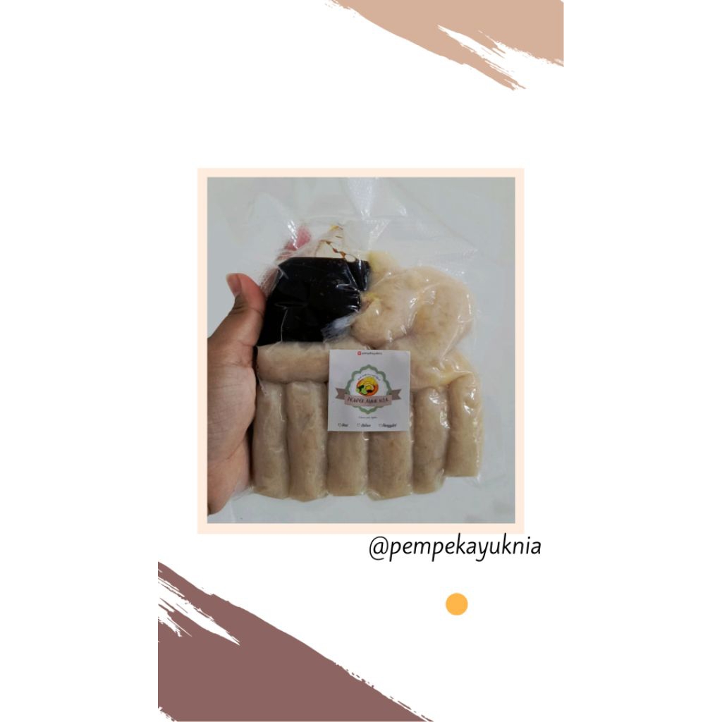 

Pempek Ikan Tenggiri