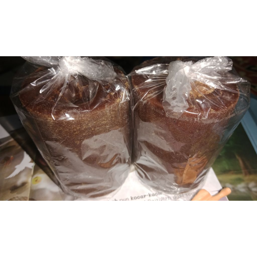 

gula kawung asli gununghalu berat 1 kg dapet 2 gandu gula
