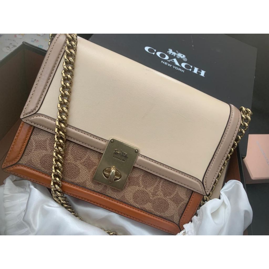 tas coach ori braded (second)