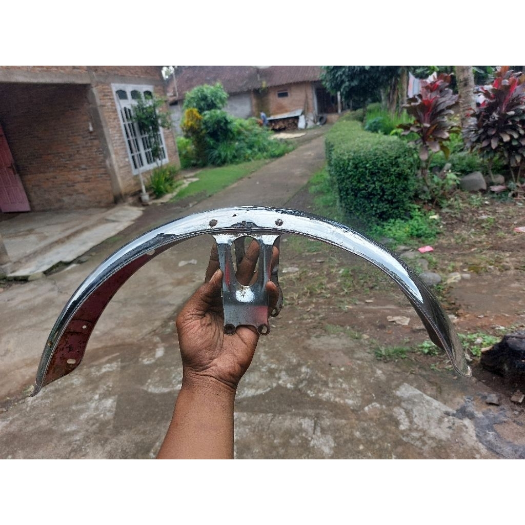 Spakbor Slebor Depan Honda GL100 GL125 Platina Original