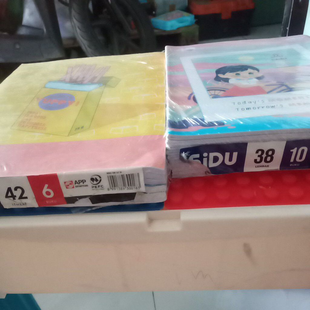 

Buku tulis big bos, sidu bergaris dan kotak2