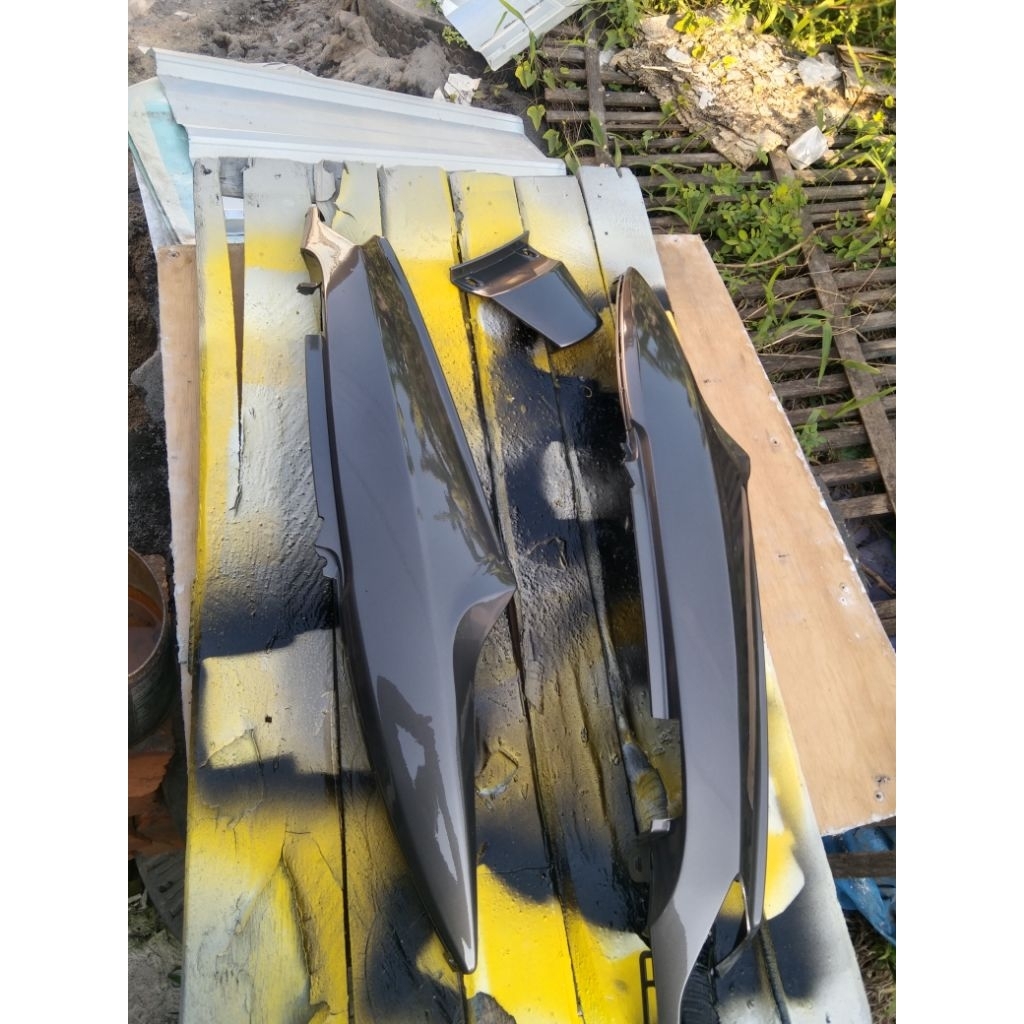 body belakang motor Mio sporty Mio smile warna abu abu glossy original ABS 5TL