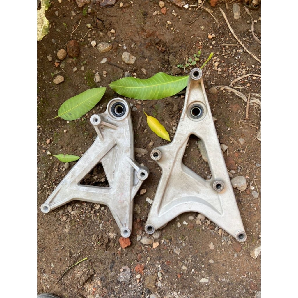 Swing Arm Vario 125-150 old dan new, Arm old Vario, Arm New Vario dudukan knalpot vario led old dan 