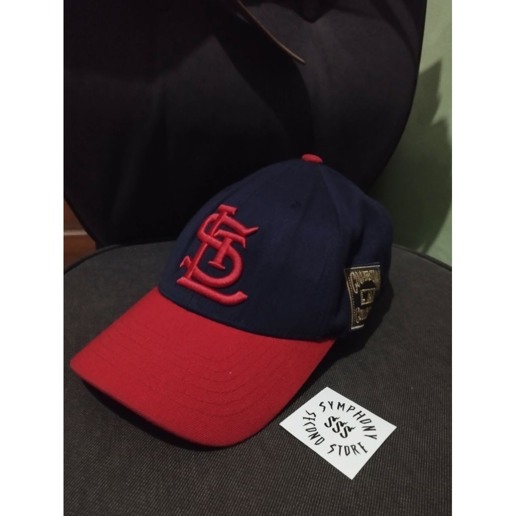 Topi MLB St. Louis