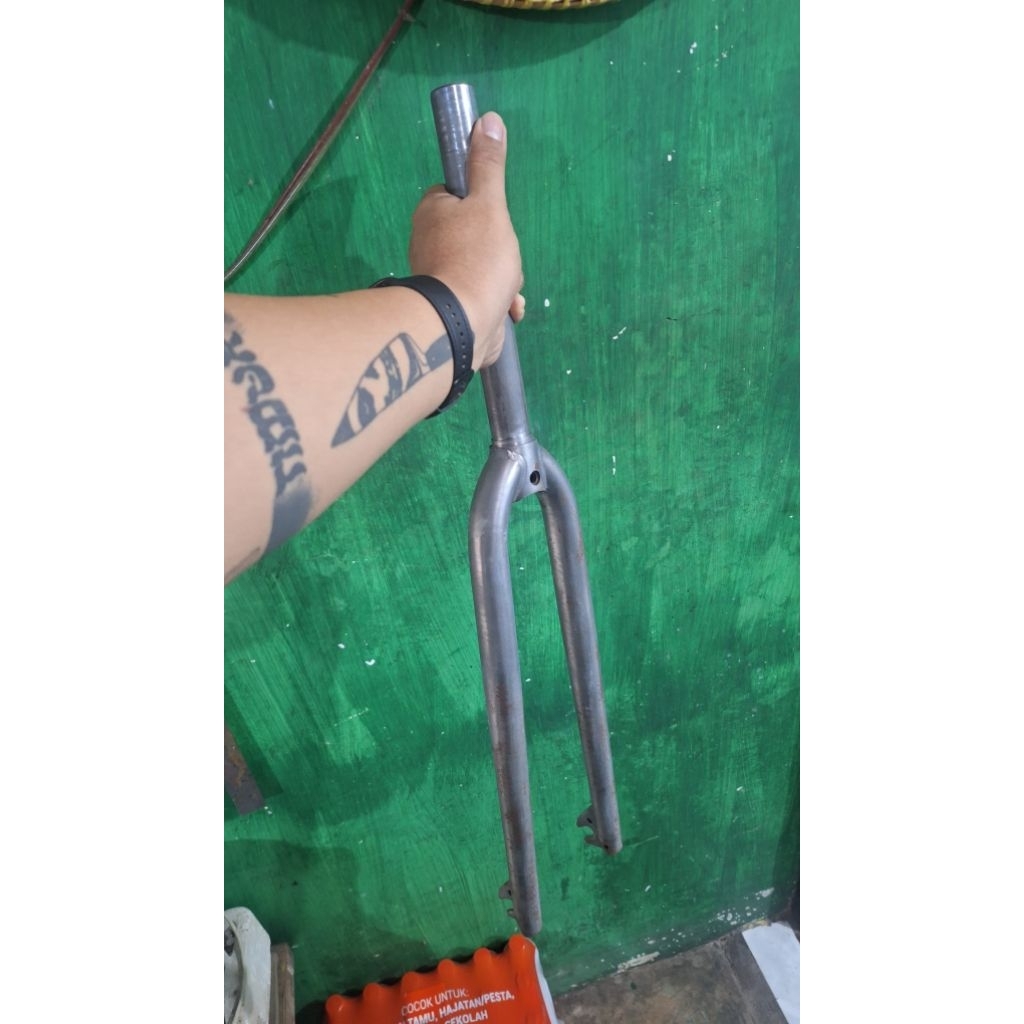 FORK MONGOOSE MAURICE FGFS