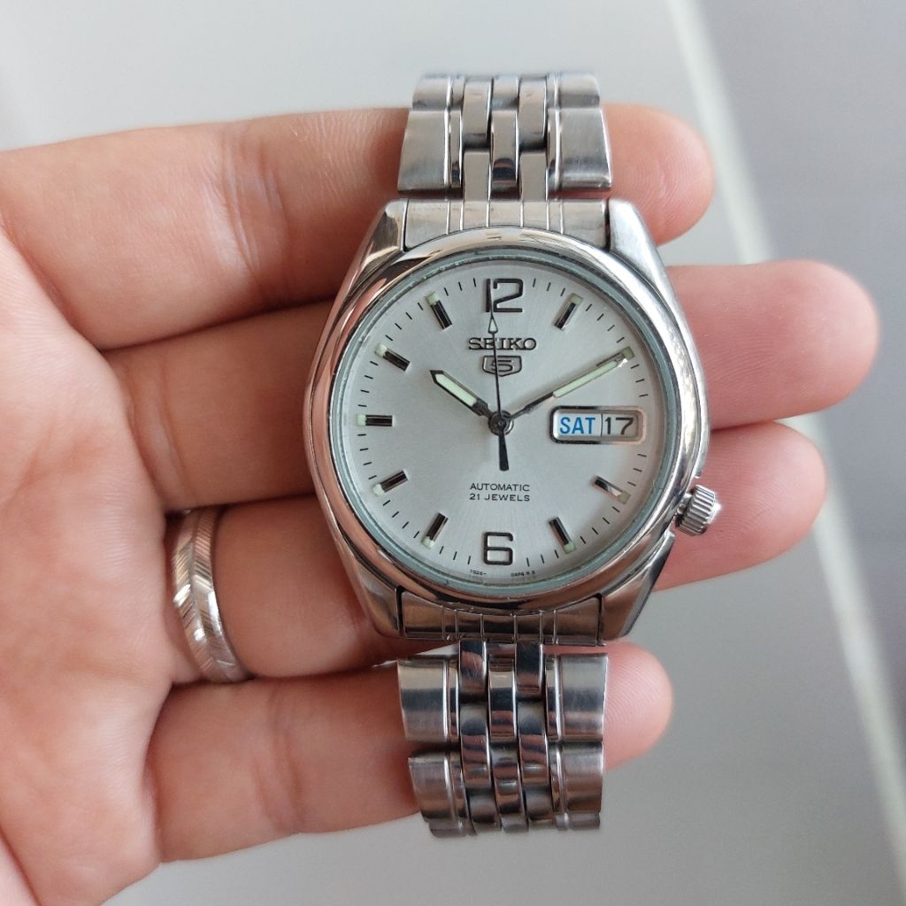 Seiko 5 7s26 vintage white dial cakep