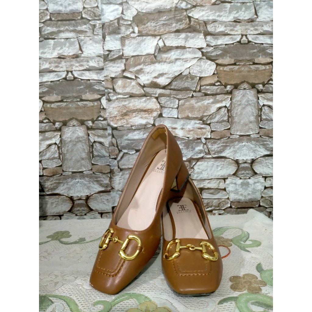 Heels Merek Ellora Preloved|Heels Wanita