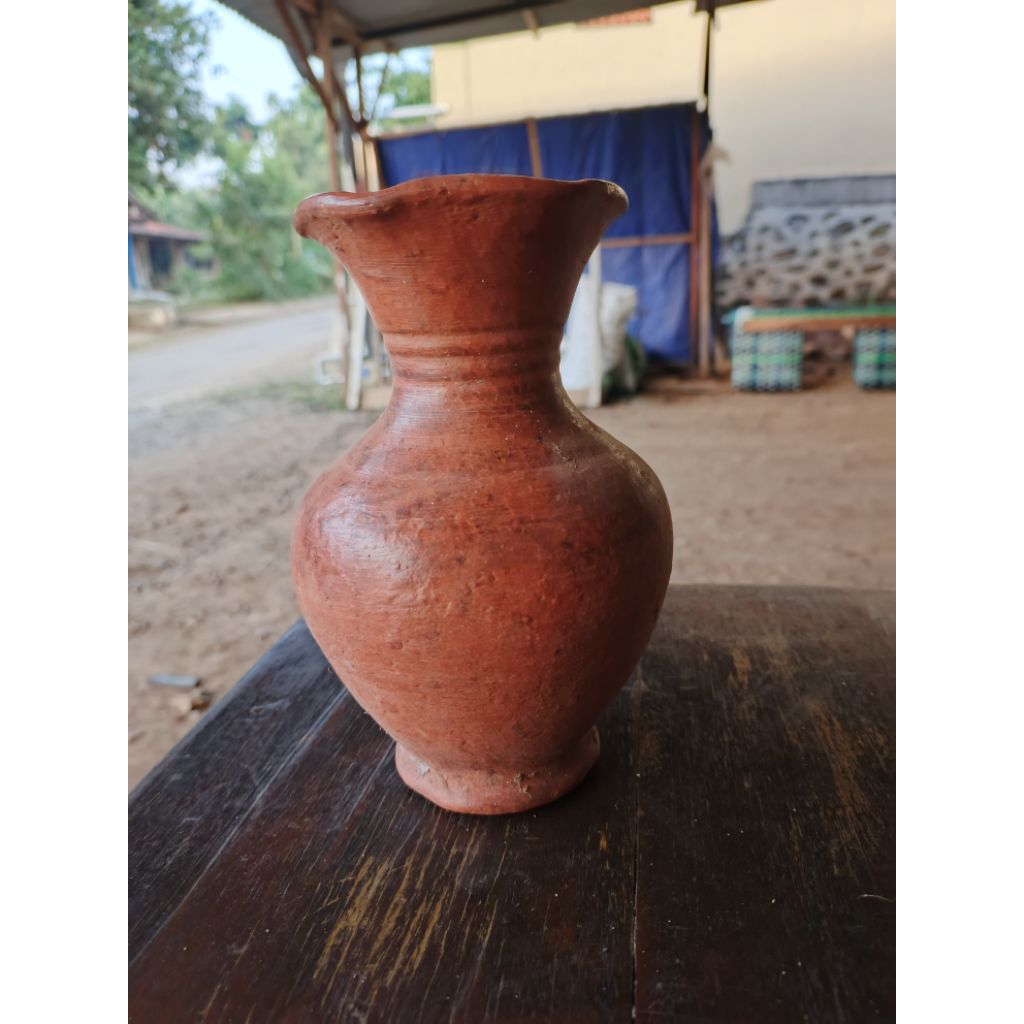 Vas Bunga Tanah Liat Kerajinan Tangan (besar) / vas bunga tanah liat