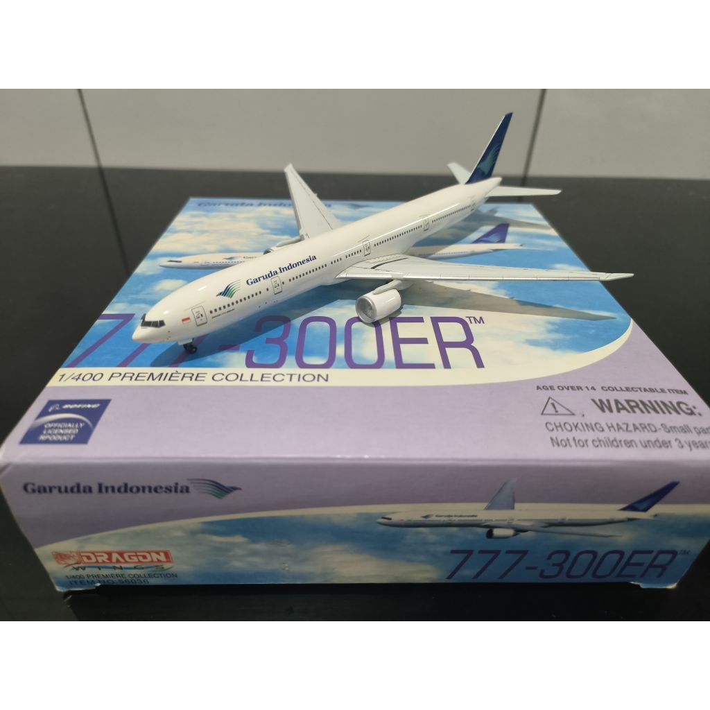 Diecast Garuda Indonesia Boeing B777-300ER Old Landor Dragon Wings 1:400