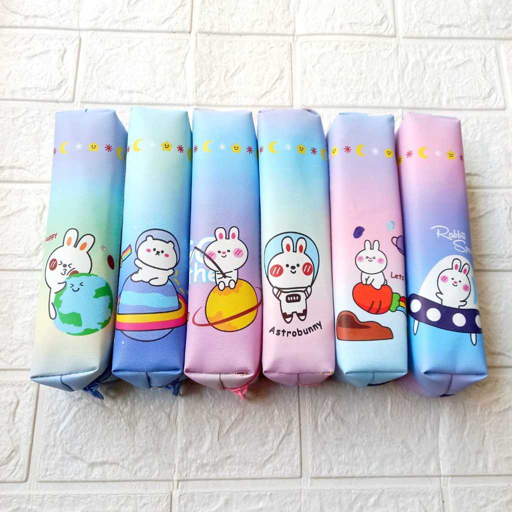 

Kotak Pensil Mini Tempat Pensil Anak Zipper Karakter Astro Bunny Warna Gradasi