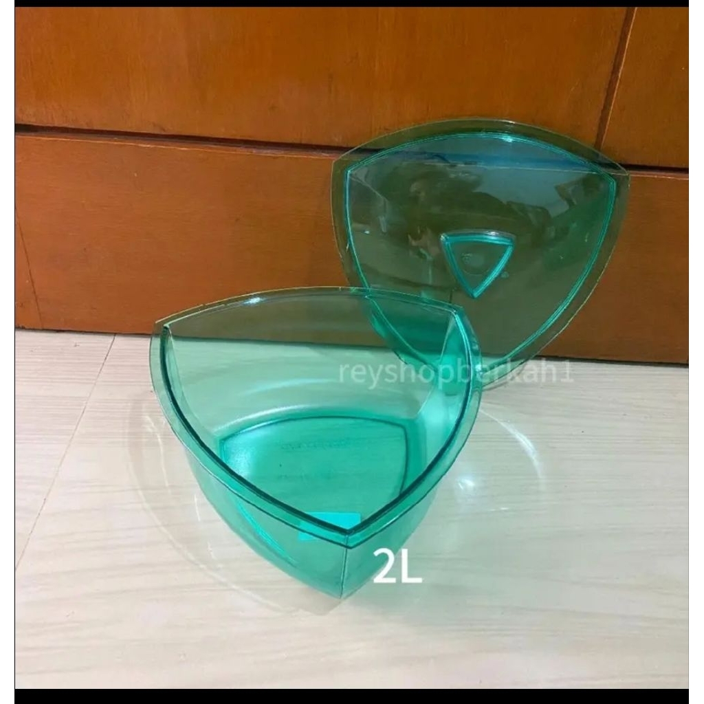 LOTUS TRIANGLE TUPPERWARE / WADAH SAJI TUPPERWARE MEWAH