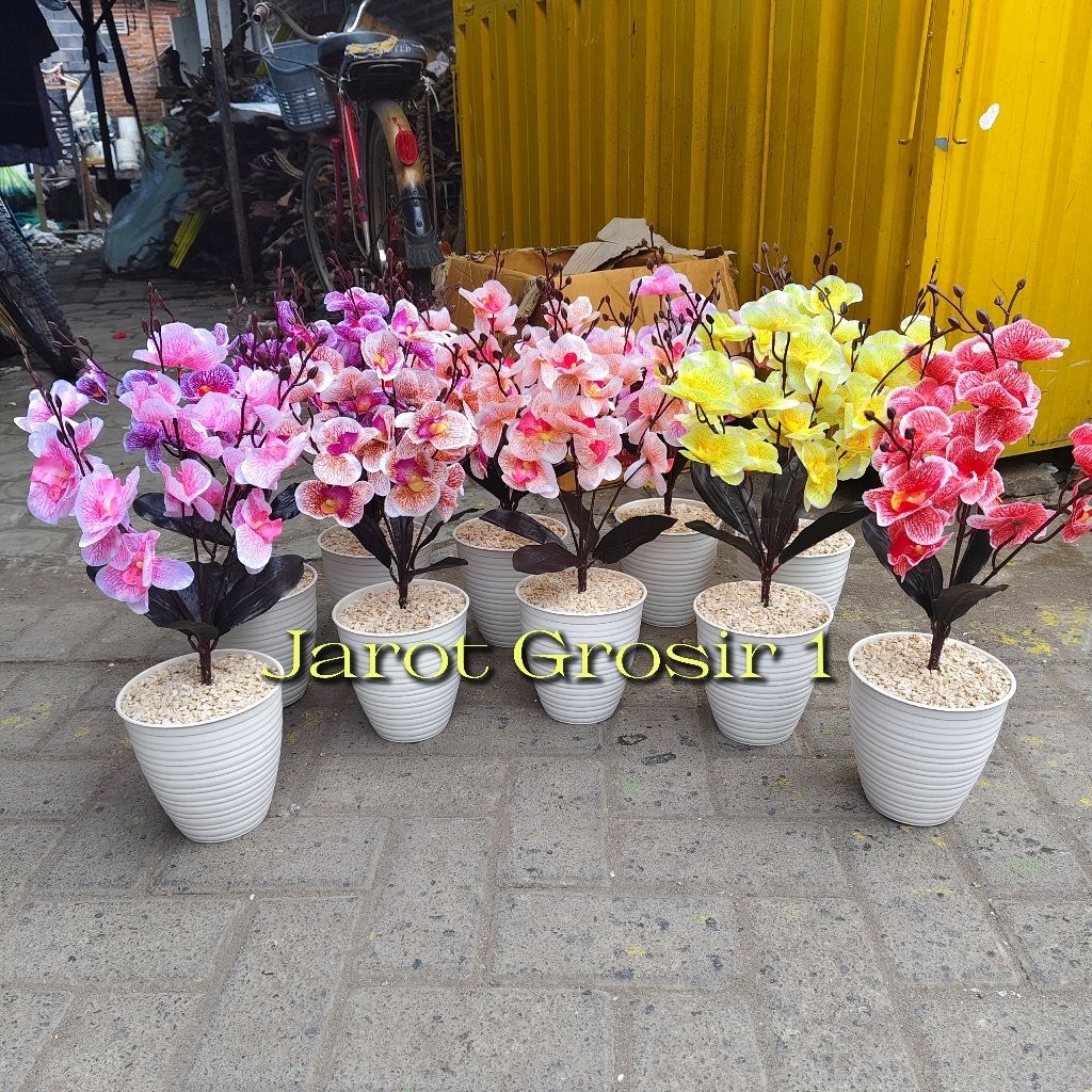 ANGGREK BULAN VAS PLASTIK /BUNGA HIAS ARTIFICIAL ANGGREK KAIN TINGGI 45CM /BUNGA HIAS DINDING TERBAR