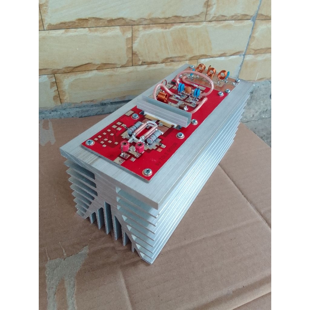 Boster transmitter fm 200watt srf 261