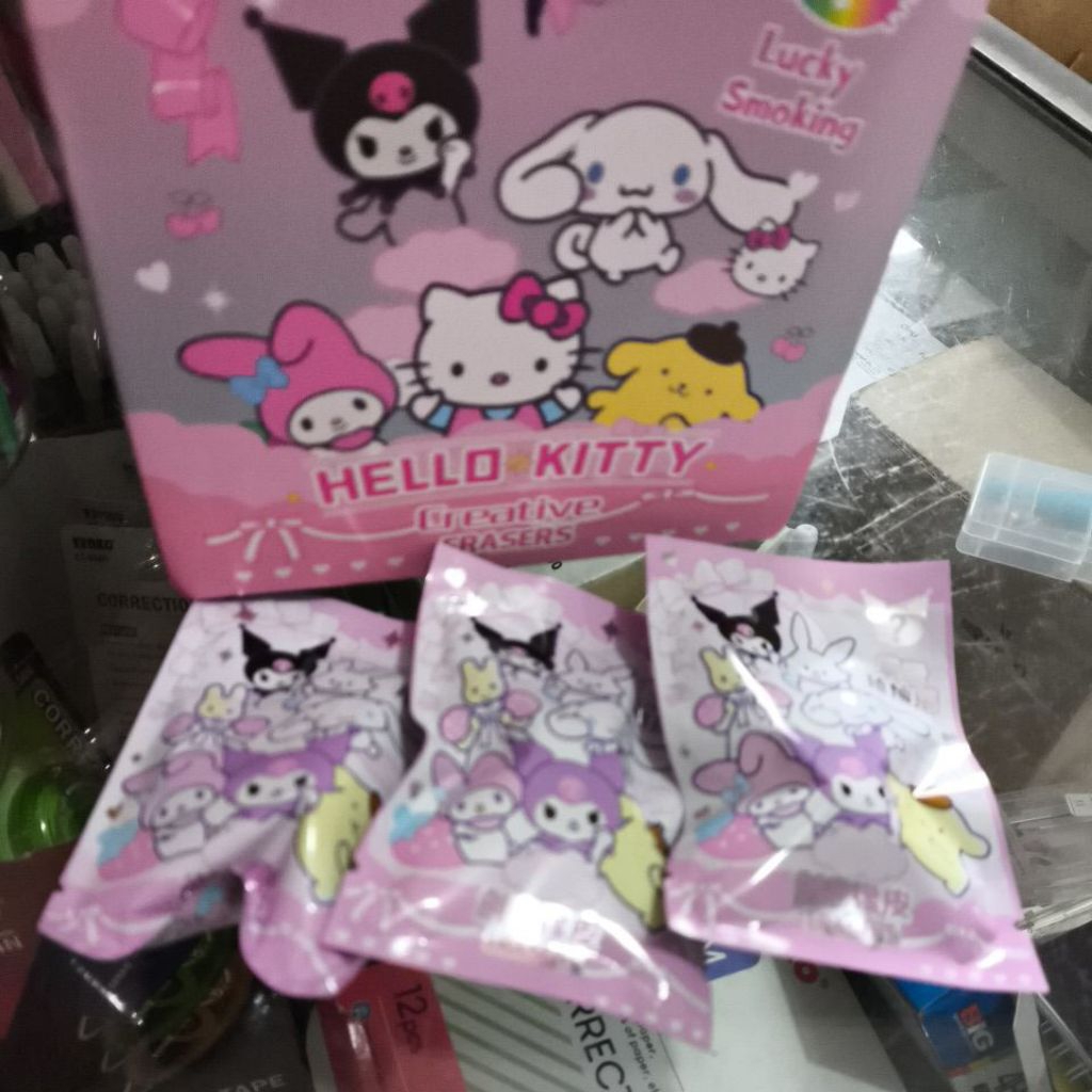 

Penghapus Sanrio random