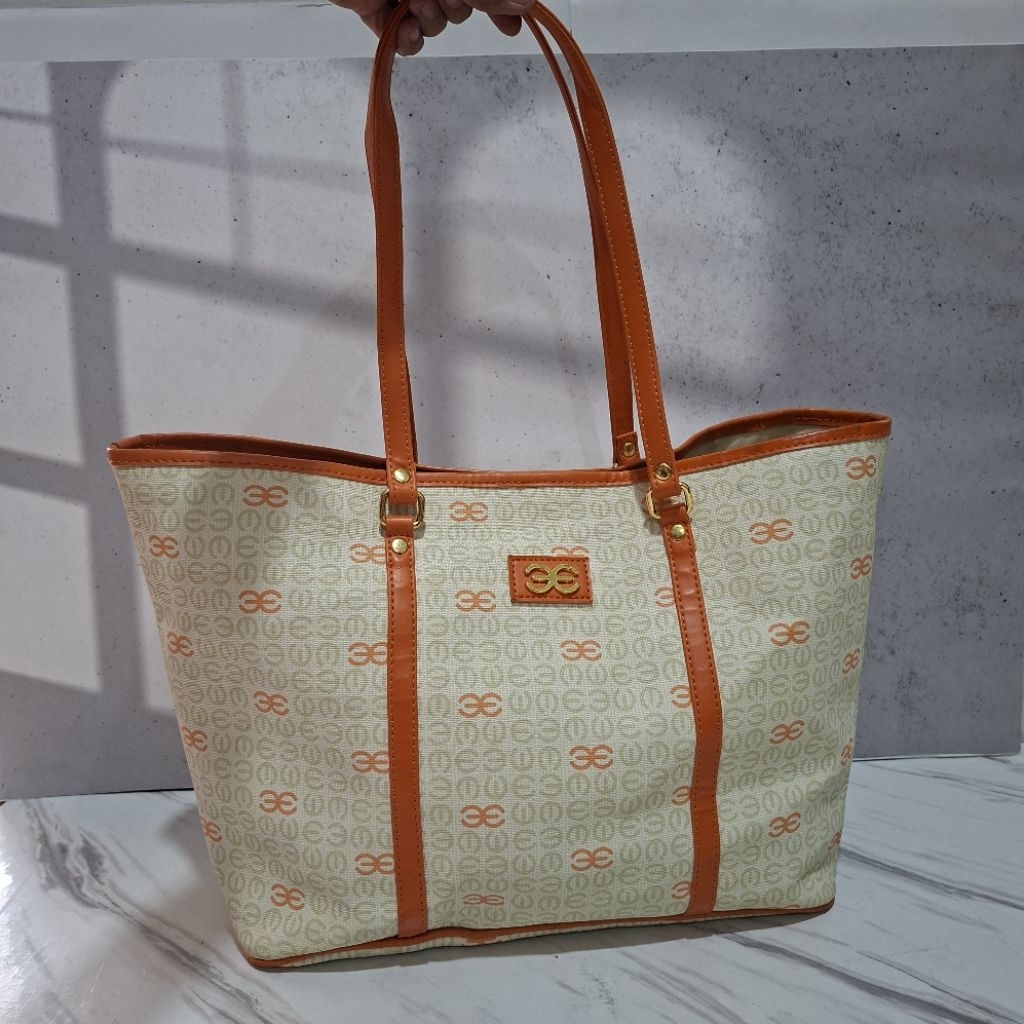 Tas Preloved Tote Esquire