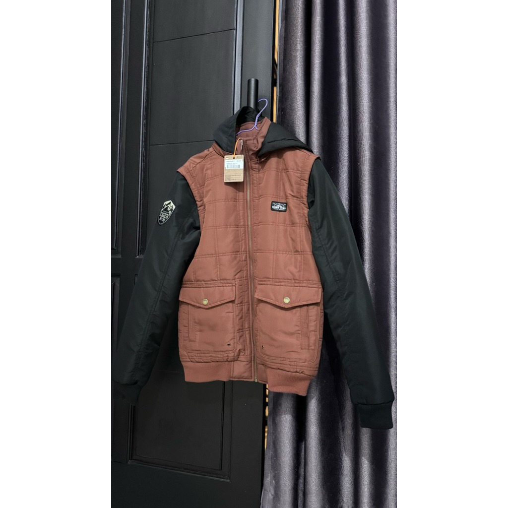 Jaket Eiger Rompi Jacket Voyager 2.0 Size L