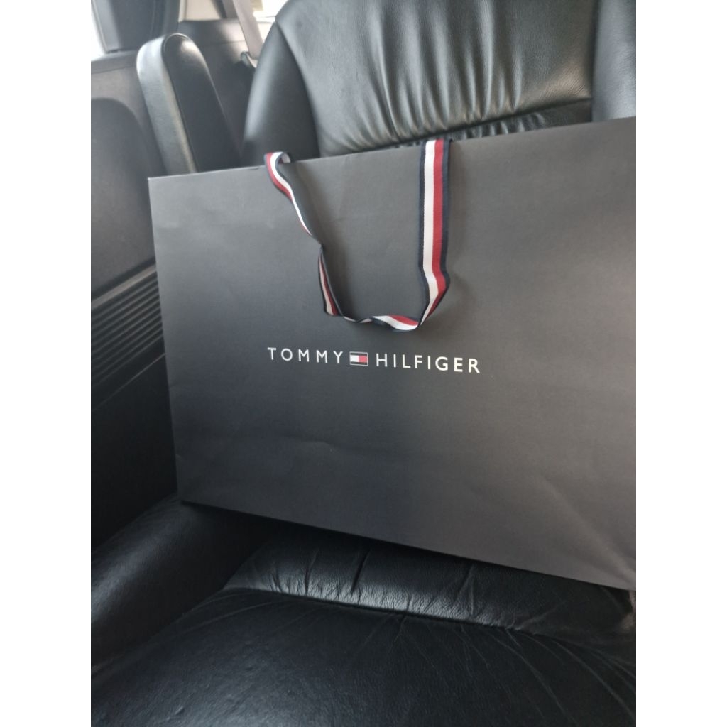

Paper Bag Tommy Hilfiger Original Butik