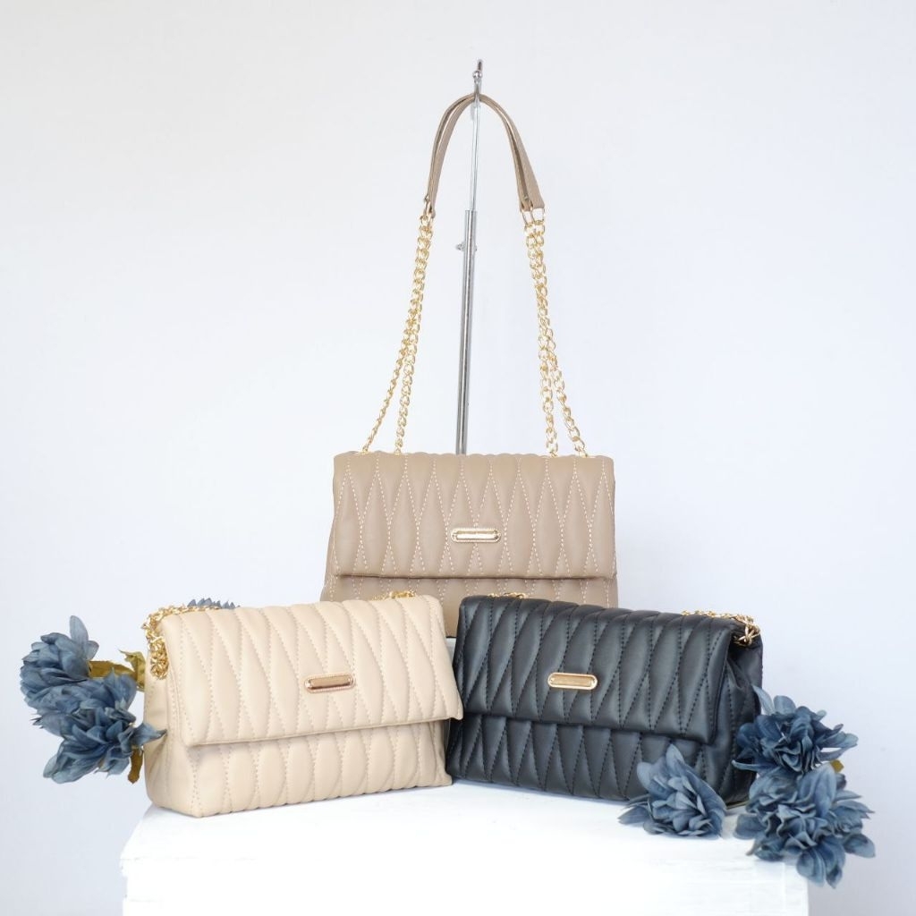 Tas Selempang Wanita Quilted Elegan Rantai Gold - Hitam, Cream, Coklat Muda