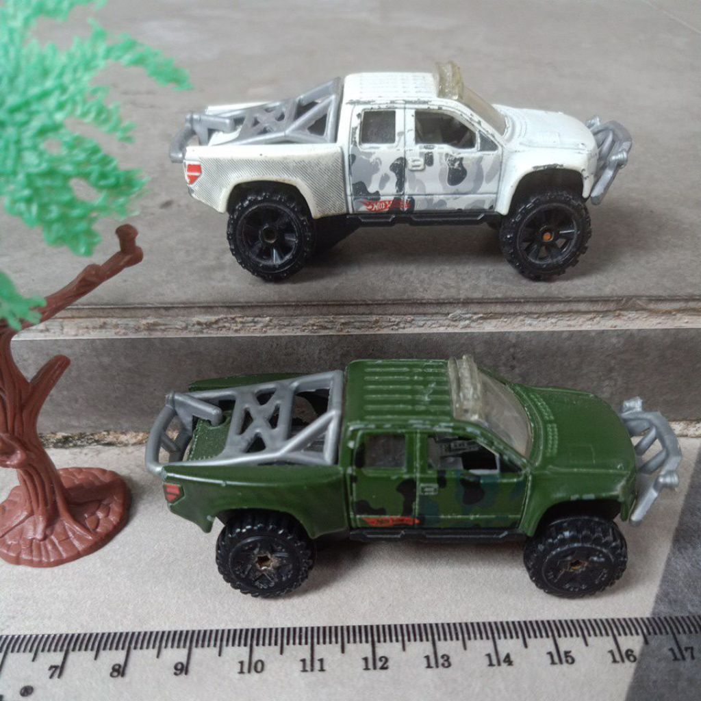 Preloved Hotwheels - Sandblaster - Green Olive & White / Loose Diecast / Hotwheels bekas / Mobil mai