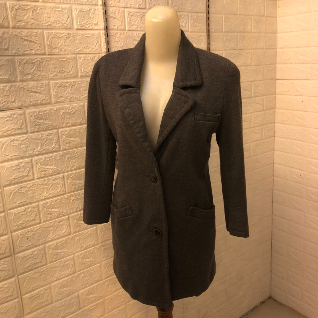 Coat Jacket Second Size M,Bahan Tebal,Coat Jacket musim dingin second coat silver abu abu second coa