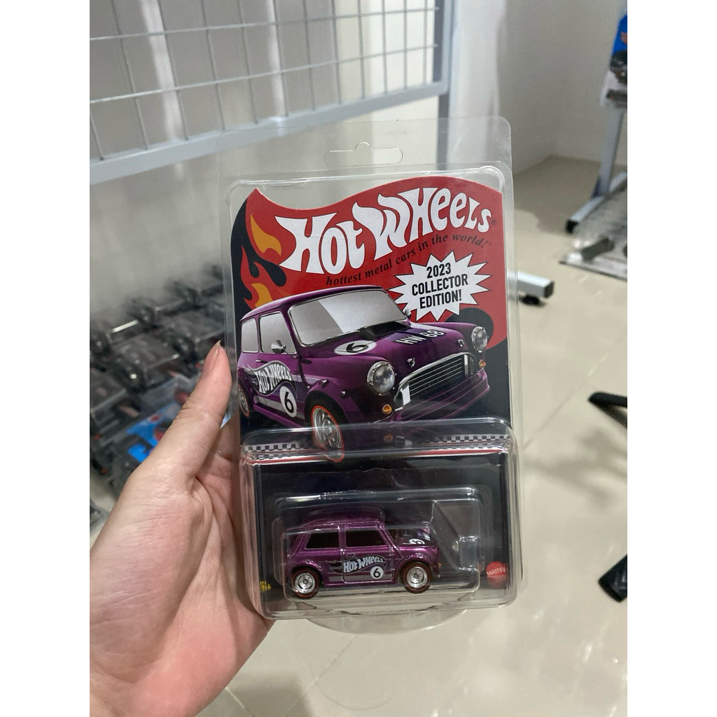 Hotwheels Morris Mini collector edition