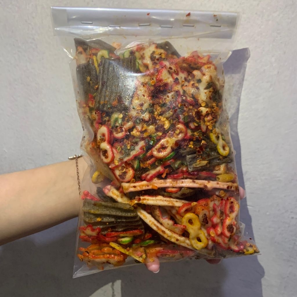 

seblak campur kerupuk mix bumbu melimpah pedas gurih mantap 250g