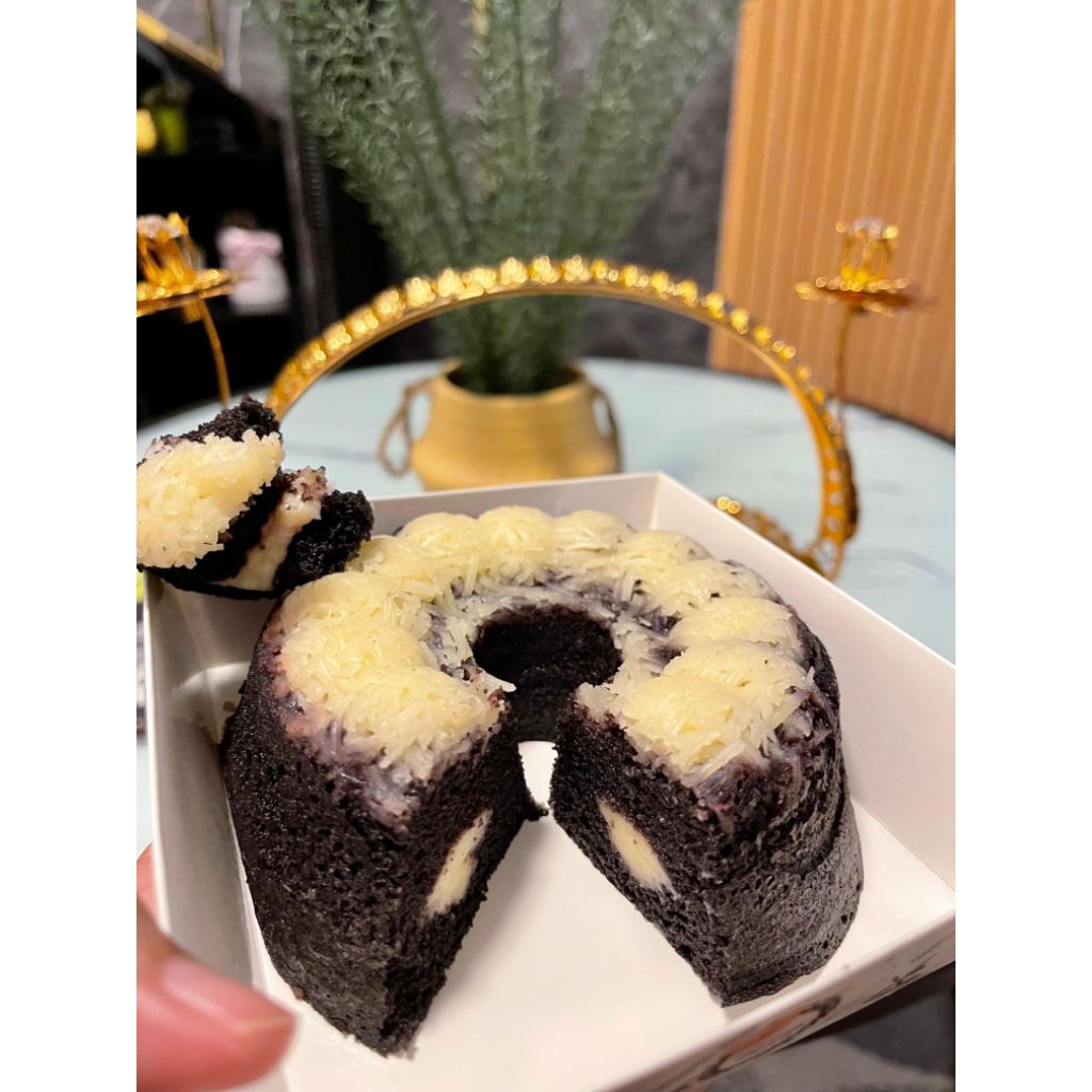 

missgf~BOLU KETAN ITEM KEJU LUMER