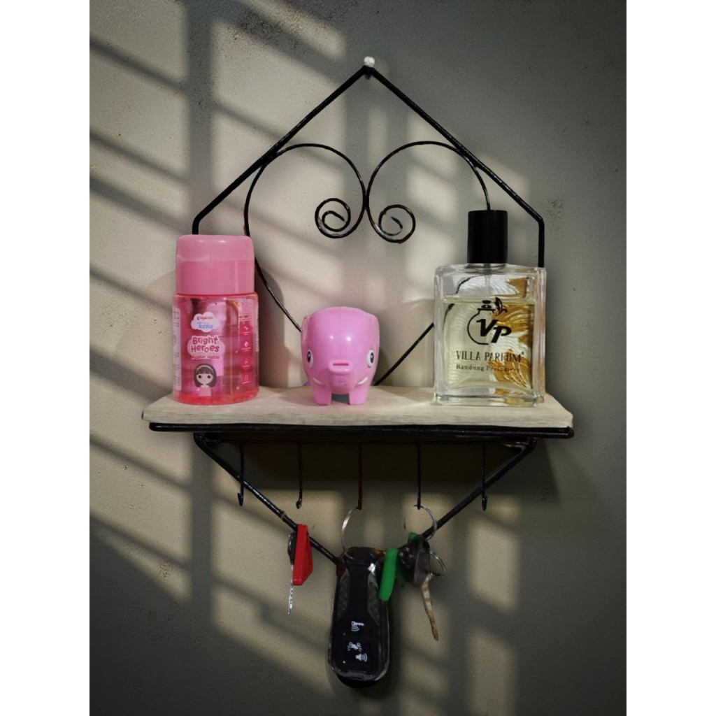 Rak kunci minimalis. Rak gantungan kunci , Kayu Solid dan Besi Kokoh, Gantungan Kunci 5 Kait Kayu + 