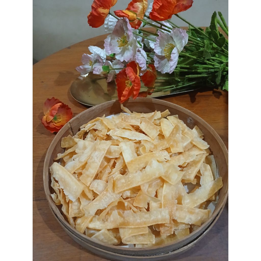 

Balung Kethek /Krekel/Kripik Singkong/Balung kuwok Balado Pedas,Ori,Gurih