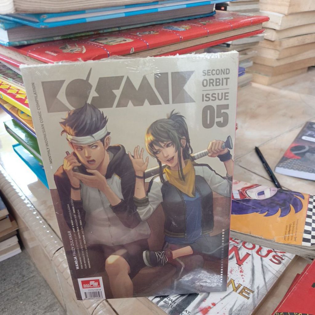 Komik Kosmik Vol 5 segel second orbit issue original