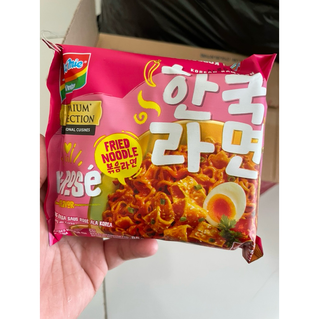 

K ROSE INDOMIE RAMYEON FIERY CHICKEN RAMEN