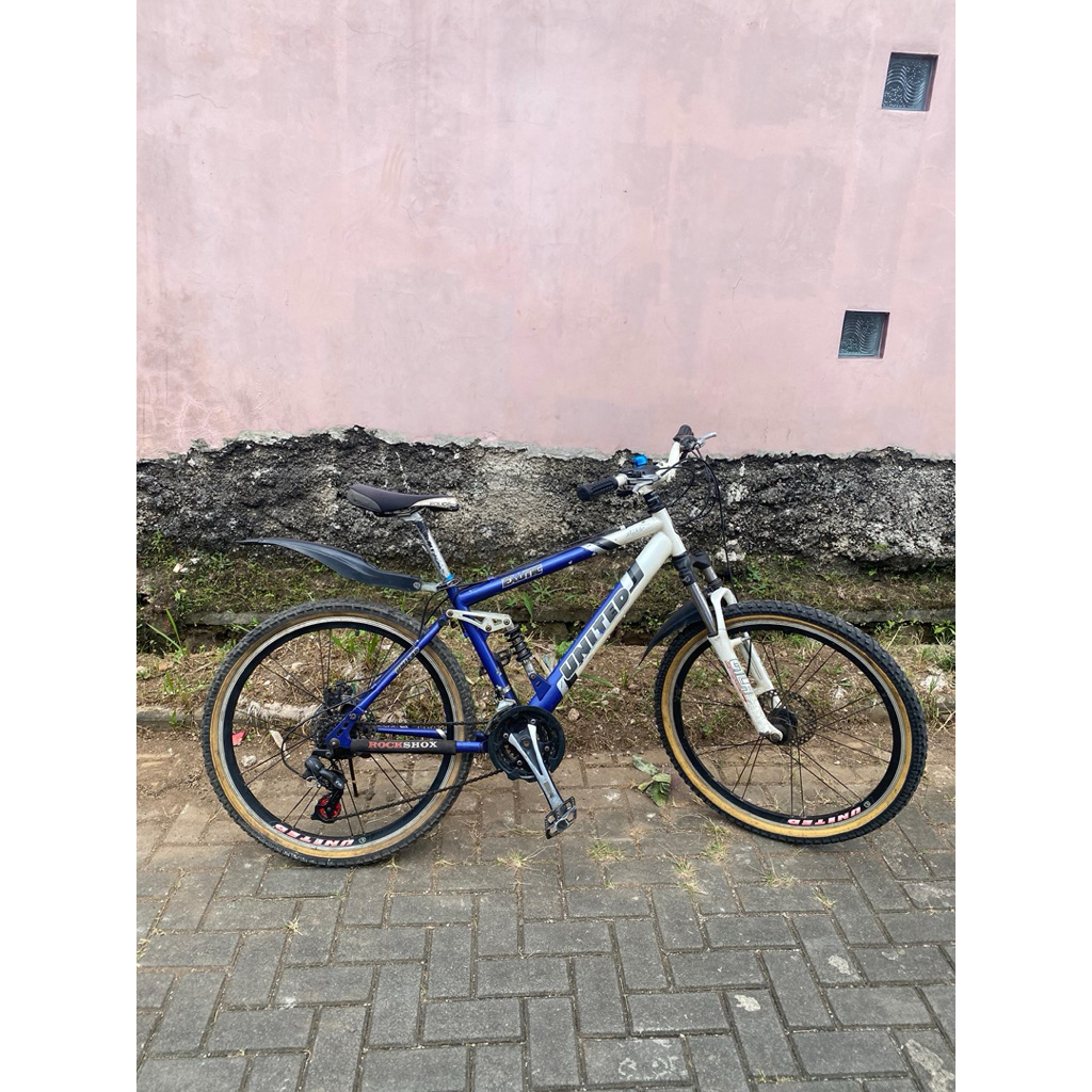 Sepeda MTB Original United Exotic Ukuran 26" full suspensi