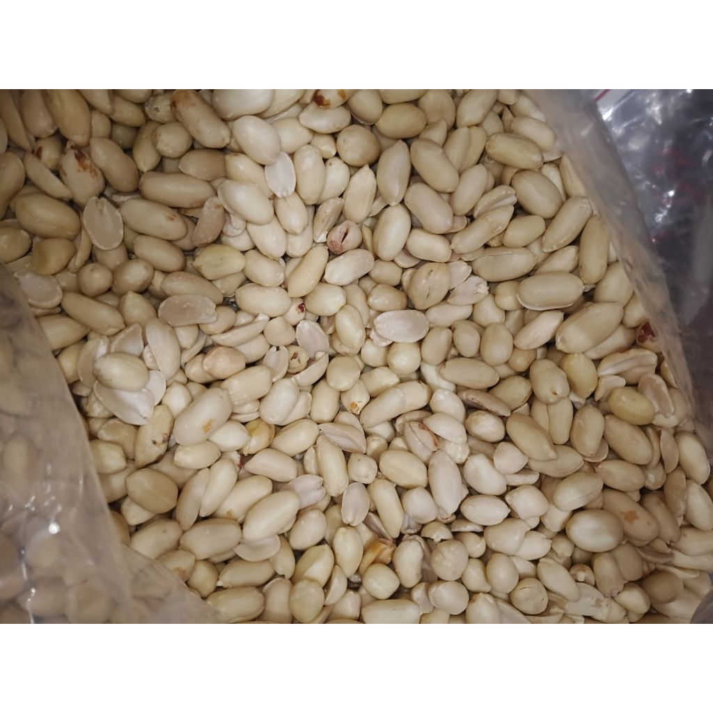 

Kacang Tanah Kupas Mentah per Dus (25 kg)