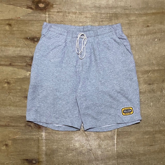 Volcom short pants