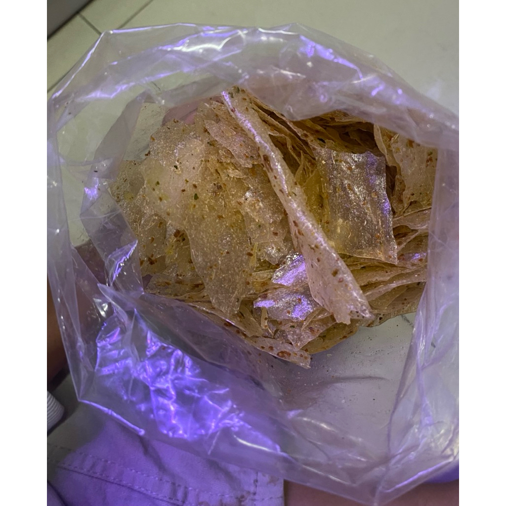 

kripik kaca pedas asin daun jeruk cabe ijo renyah