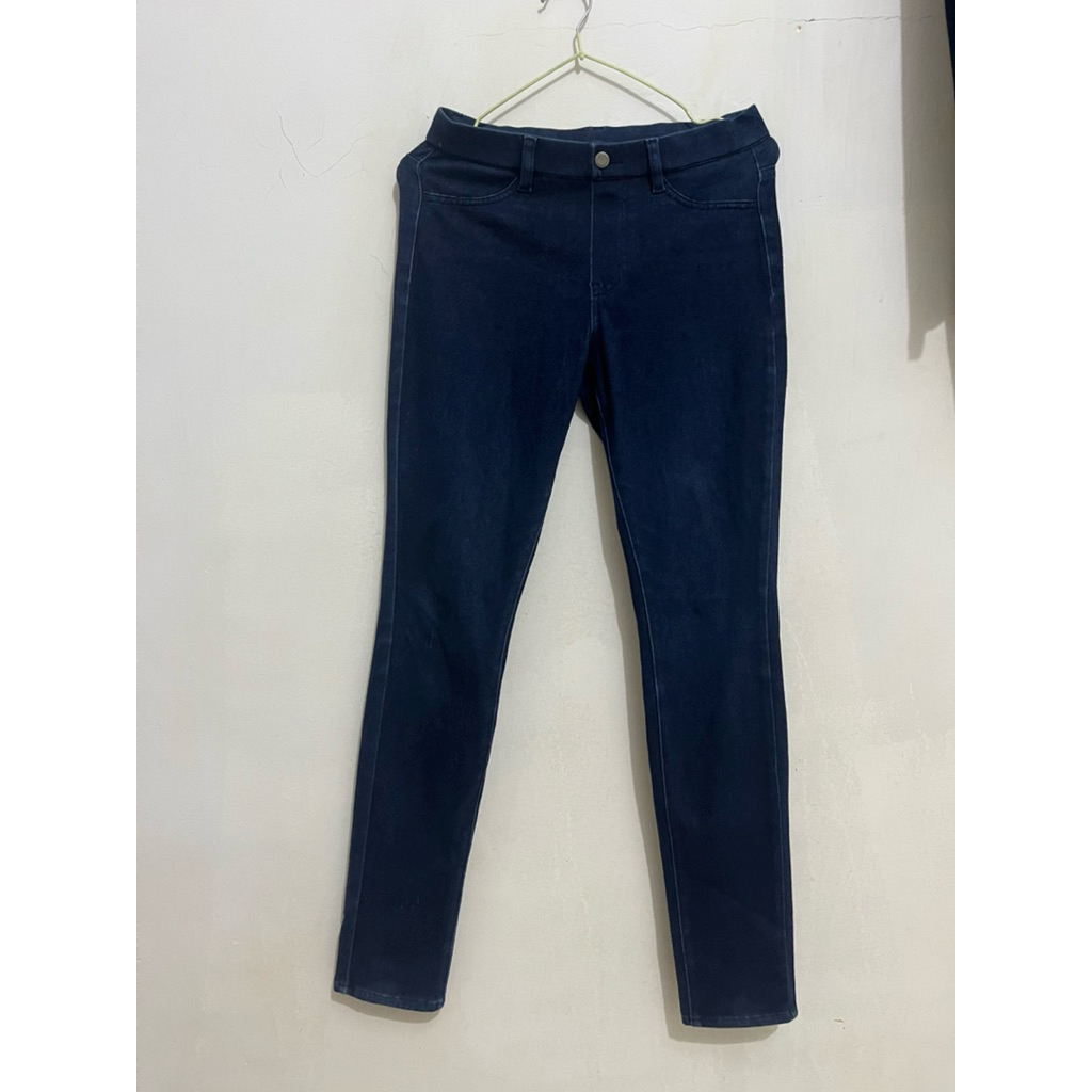Uniqlo Celana Jeans Wanita