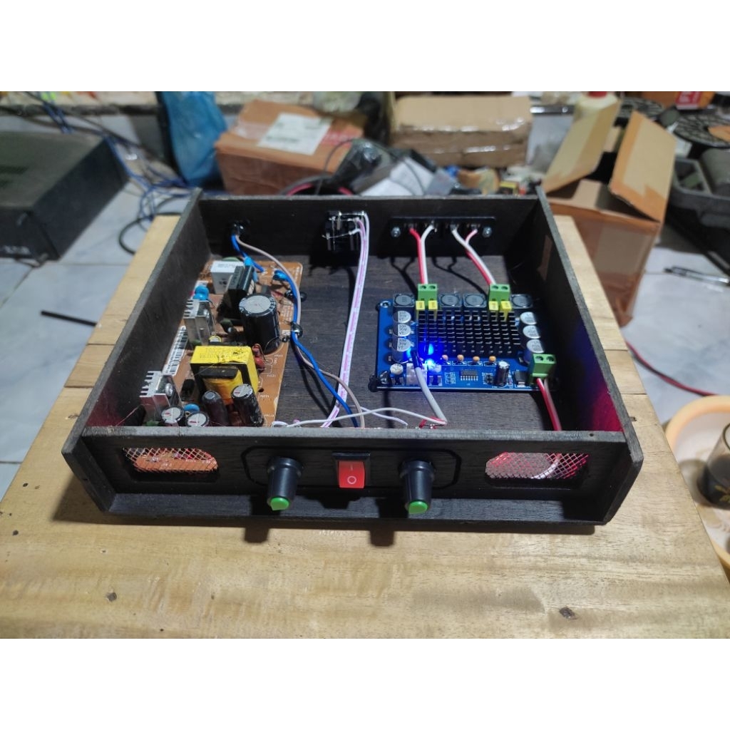 Power Amplifier 2 Chanel Smps 5A 300watt