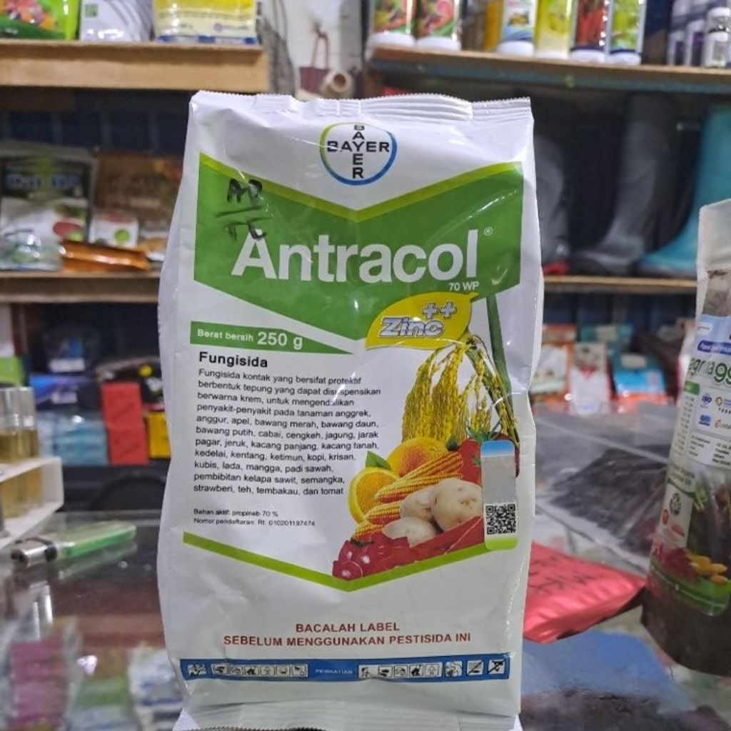 Fungisida Antracol 250gr