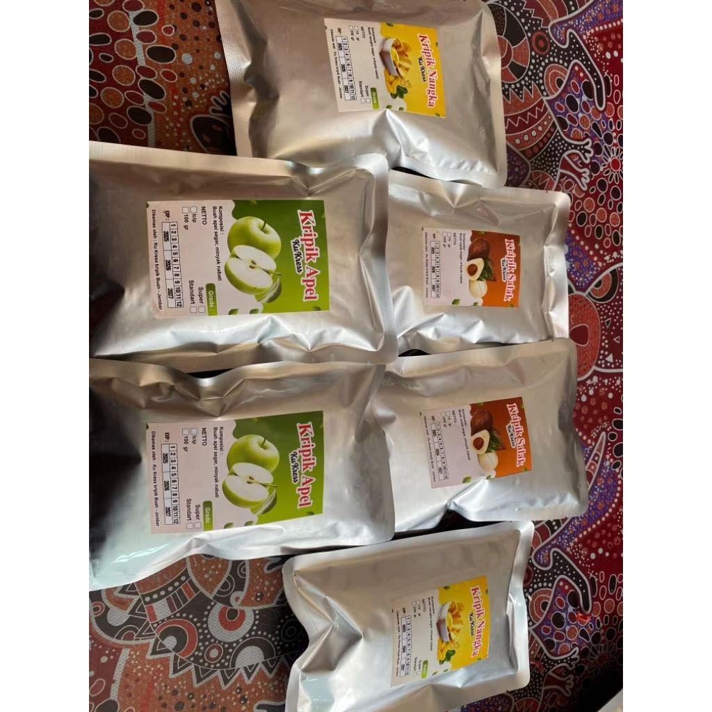 

Paket Kripik Nangka,Apel,Salak isi 6