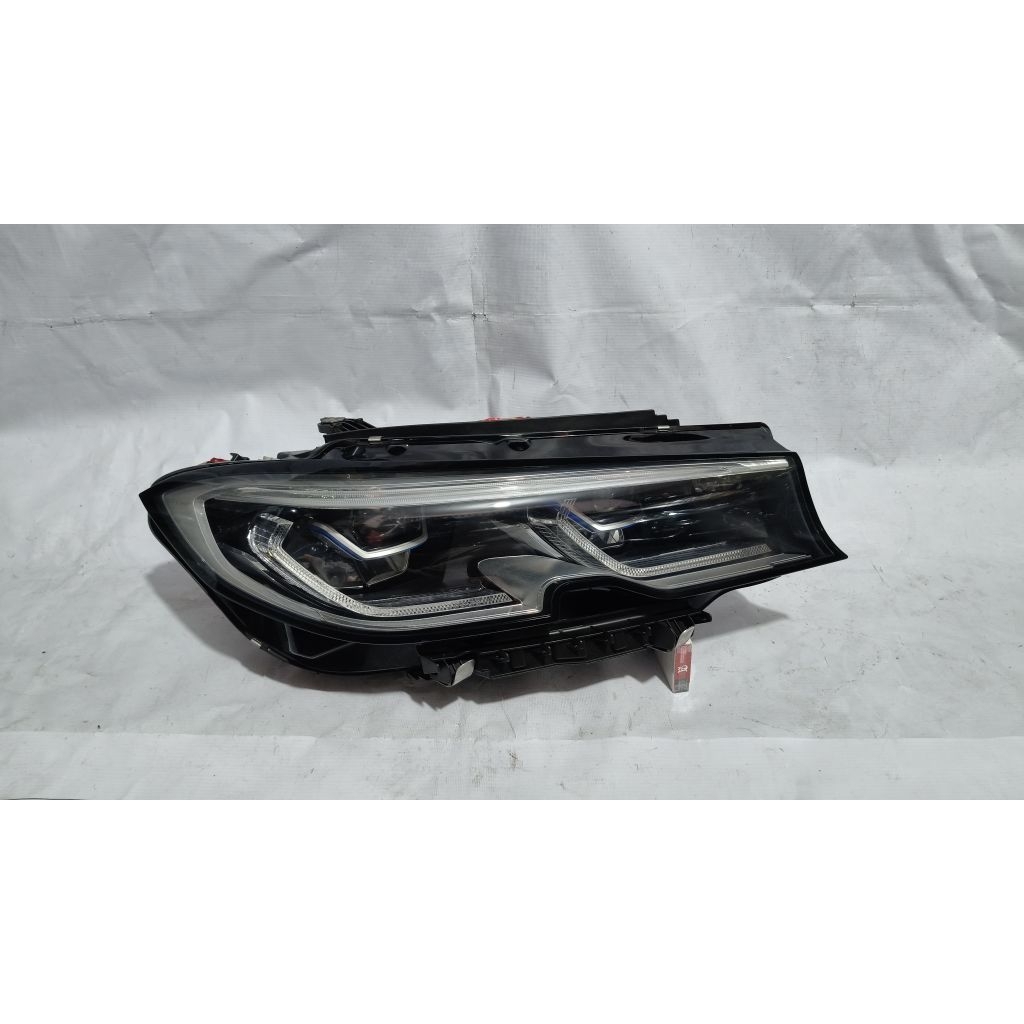 Lampu depan headlamp BMW 3Series G20 330i LED