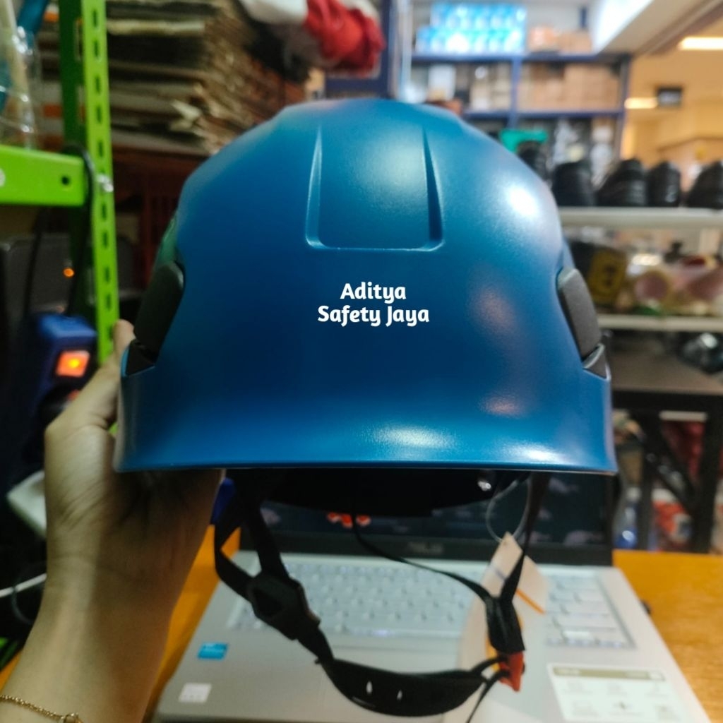 Helm Climbing Safety Biru / Safety Helmet Climbing Berkualitas