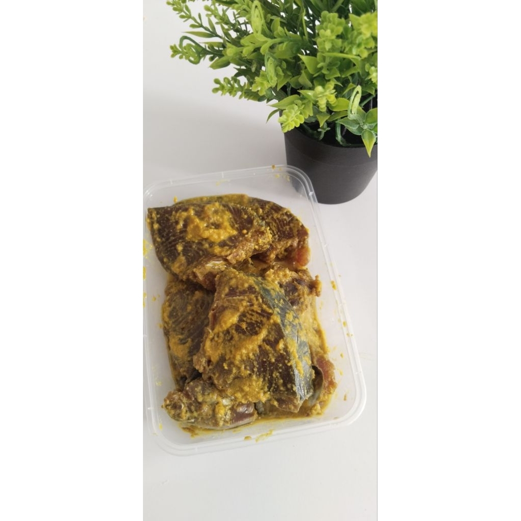 

Ikan Seafood Tanyakan Jenis Ikan yang ready dan Harganya Lewat Chat