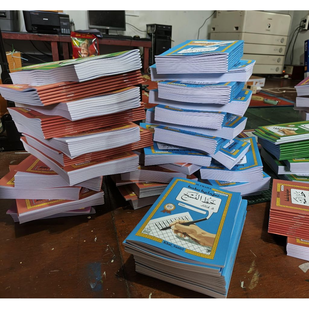 

Paket Grosir Buku Belajar Khat M. Thaha isi custom Tanpa Spidol