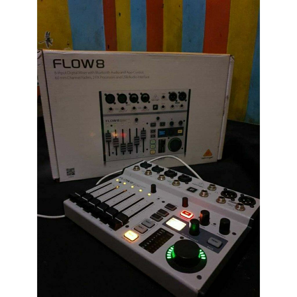 mixer behringer flow 8