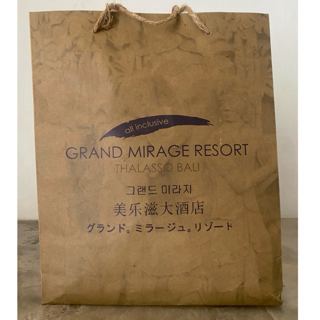 

PAPER BAG GRAND MIRAGE THALASO BALI